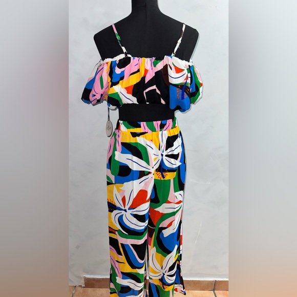 Colorful Abstract Print Off-Shoulder Two Pieces Set - Picture 2 of 2